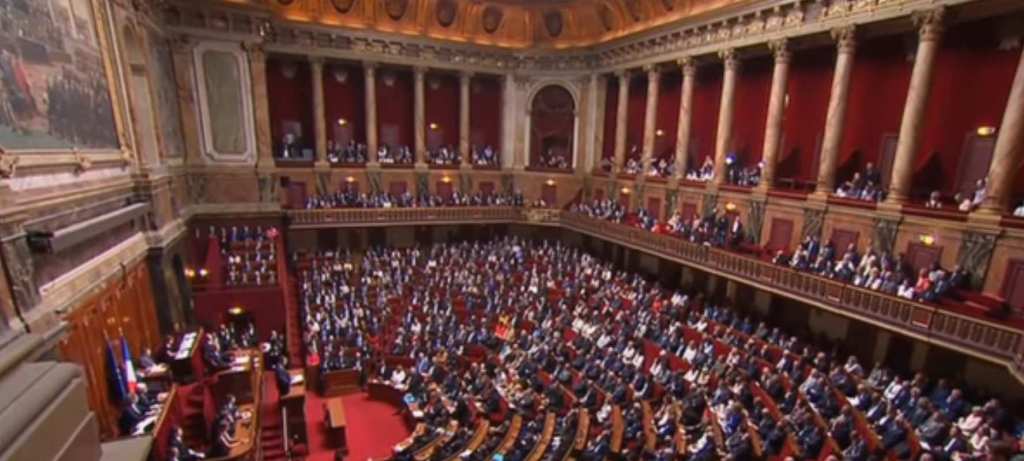 Réforme institutionnelle : le parlementarisme (ou ce qu&rsquo;il en reste) dans le&nbsp;viseur